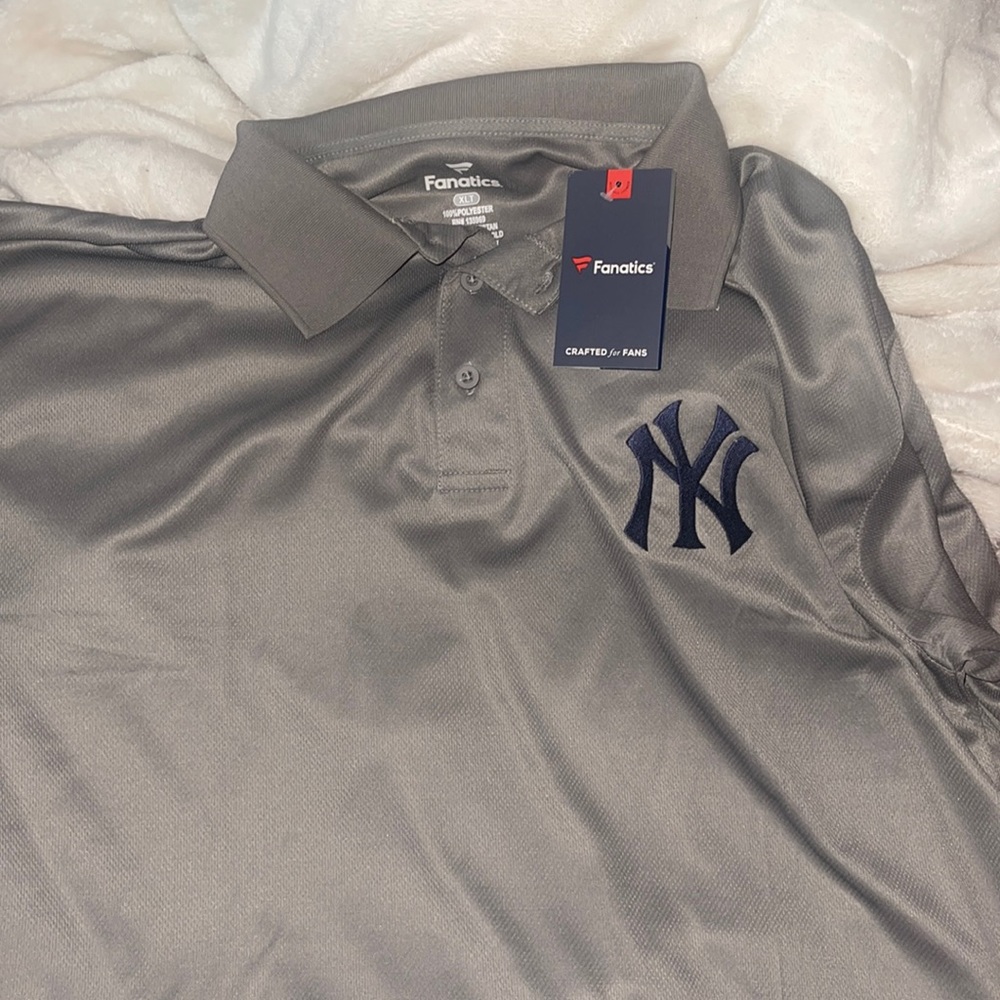 Yankees Polo shirt XLT- Brand new with tags